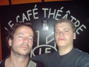 Tano Clément Brun One Man Show Humoriste Comique rire et chansons