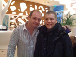 Cauet animateur radio et de télévision la méthode Cauet Clément Brun Humoriste Festival d'humour