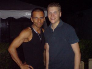 Clément Brun et Allan Théo chanteur boys band tube Emmène moi