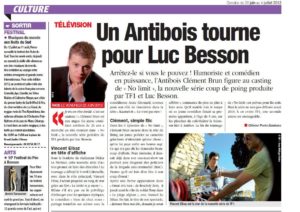 Un Antibois tourne pour Luc Besson le petit niçois Clément Brun TF1 Vincent Elbaz la scène sur mer théâtre du tribunal Fabienne Candela presse