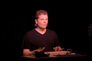 One man show explose clément brun one man show humoriste comique stand up standupper sketch sketches Mandelieu cannes Antibes Biot Villeneuve Loubet cagnes sur mer nice ville franche sur mer monaco var marseille toulon humoriste cannois humoriste antibois humoriste cagnois humoriste niçois humoriste monégasque humoriste varois humoriste du sud humoriste toulonnais humoriste marseillais comédien humoriste cannoise humoriste antiboise humoriste cagnoise humoriste niçoise humoriste monégasque humoriste varoise humoriste du sud humoriste toulonnaise humoriste marseillaisse comédien festival de menton smile bobar T'choup Comedy Club festivals jury gagnant prix show micro Comedy club comédie paris avignon festival d’Avignon gala de l’humour cannois stand up comedy les humoristes de cannes les sérénissimes de monaco mc cannes comedy club nice comedy club var café-théâtre one woman show humour spectacle vivant scène fieald le meilleur one man show jamel comedy club théâtre comique rigolo drôle comedy comedy show sketch comedy sketch comedy club french humour meilleur spectacle français meilleur humorise français meilleur one man show français tournée booking marion malenfant succès avignon succès à paris complet metteur en scène metteuse en scène Molière collaboration artistique meilleur humoriste cannois meilleur humoriste antibois meilleur humoriste cagnois meilleur humoriste niçois meilleur humoriste monégasque